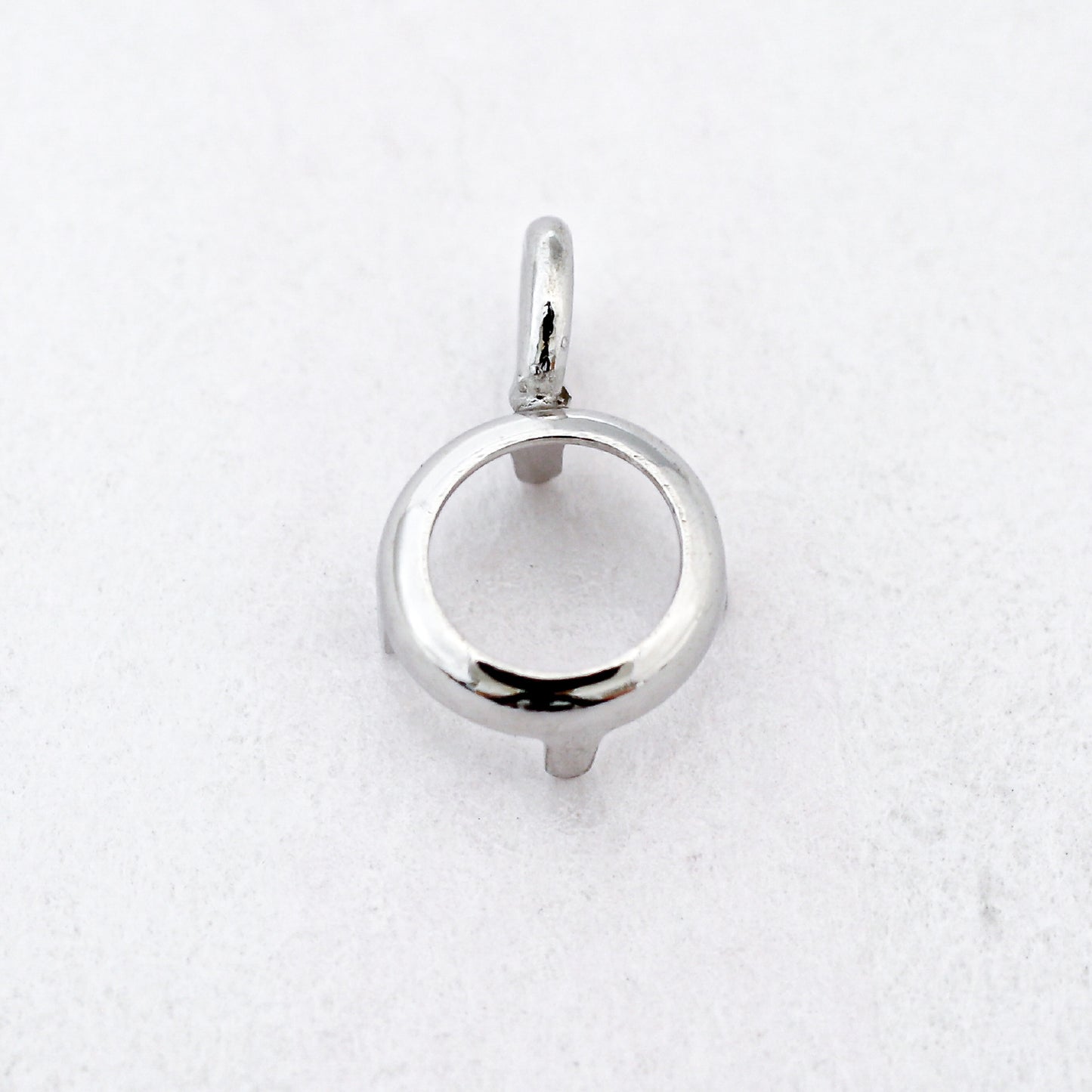 【空枠】3.0mm丸 0.10ct 覆輪 ペンダント | wkae128