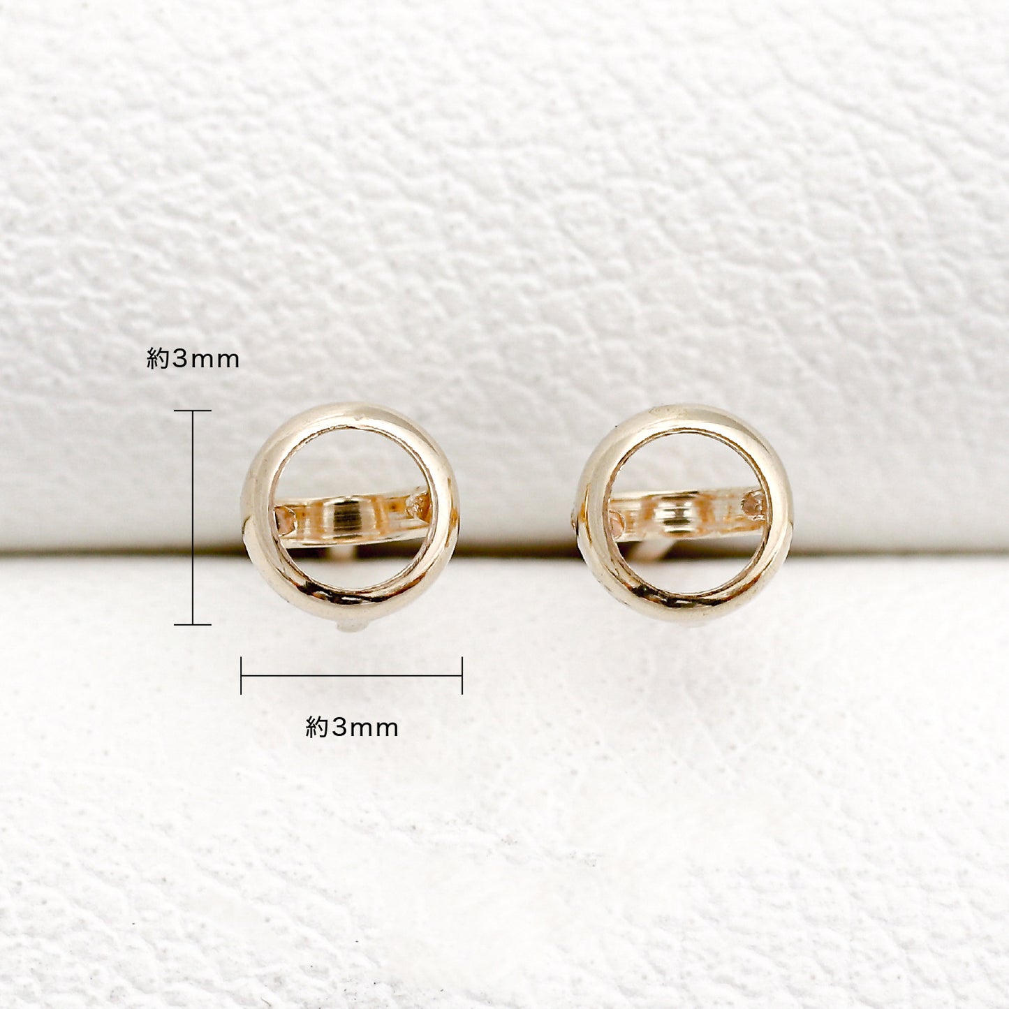 【空枠】3.0mm丸 0.10ct x 2ピース 覆輪 ピアス | wkae133