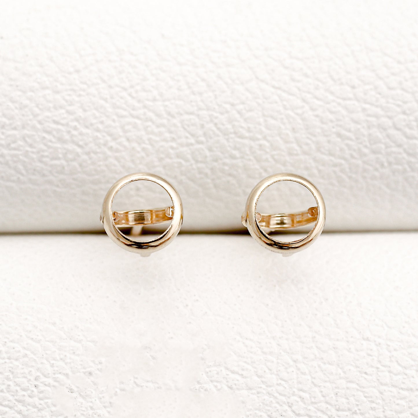 【空枠】3.5mm丸 0.16ct x 2ピース 覆輪 ピアス | wkae134