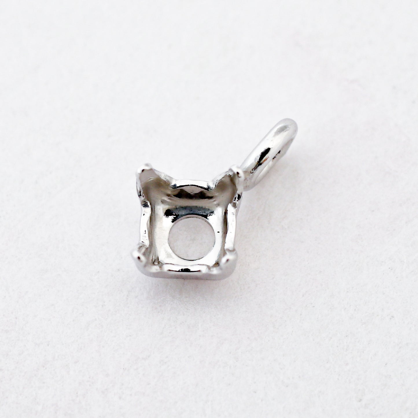 【空枠】2.5mm丸 0.05ct ペンダント | wkae85