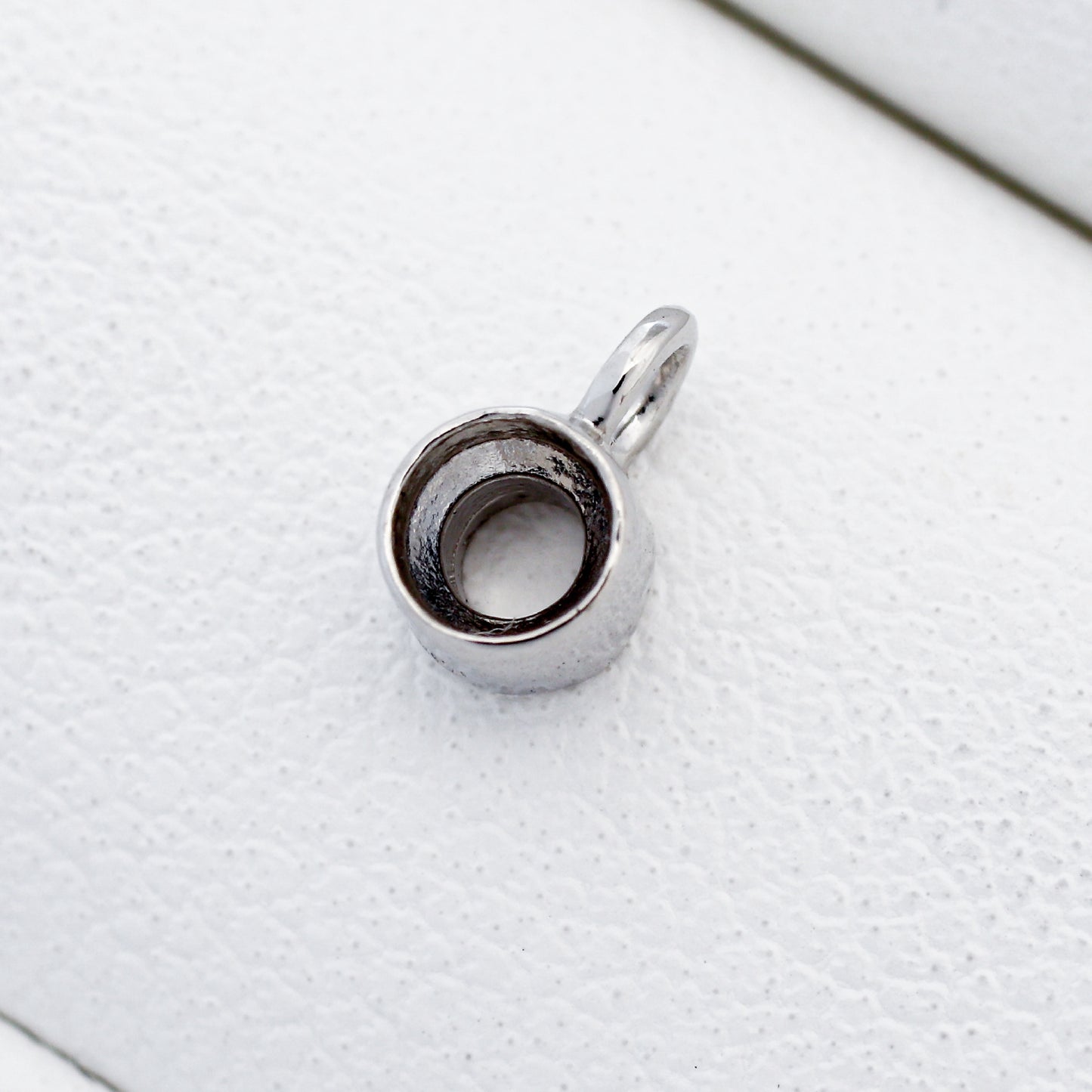【空枠】3.0mm丸 覆輪 0.10ct ペンダント | wkco-22