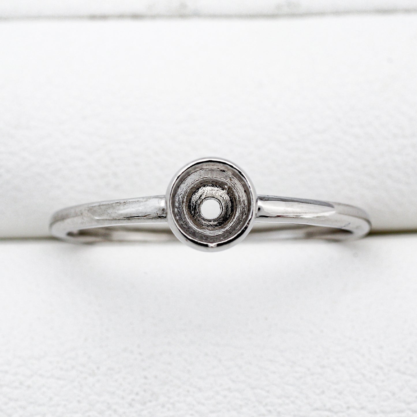 【空枠】4.0mm丸 0.25ct 覆輪 リング | wkcor-33