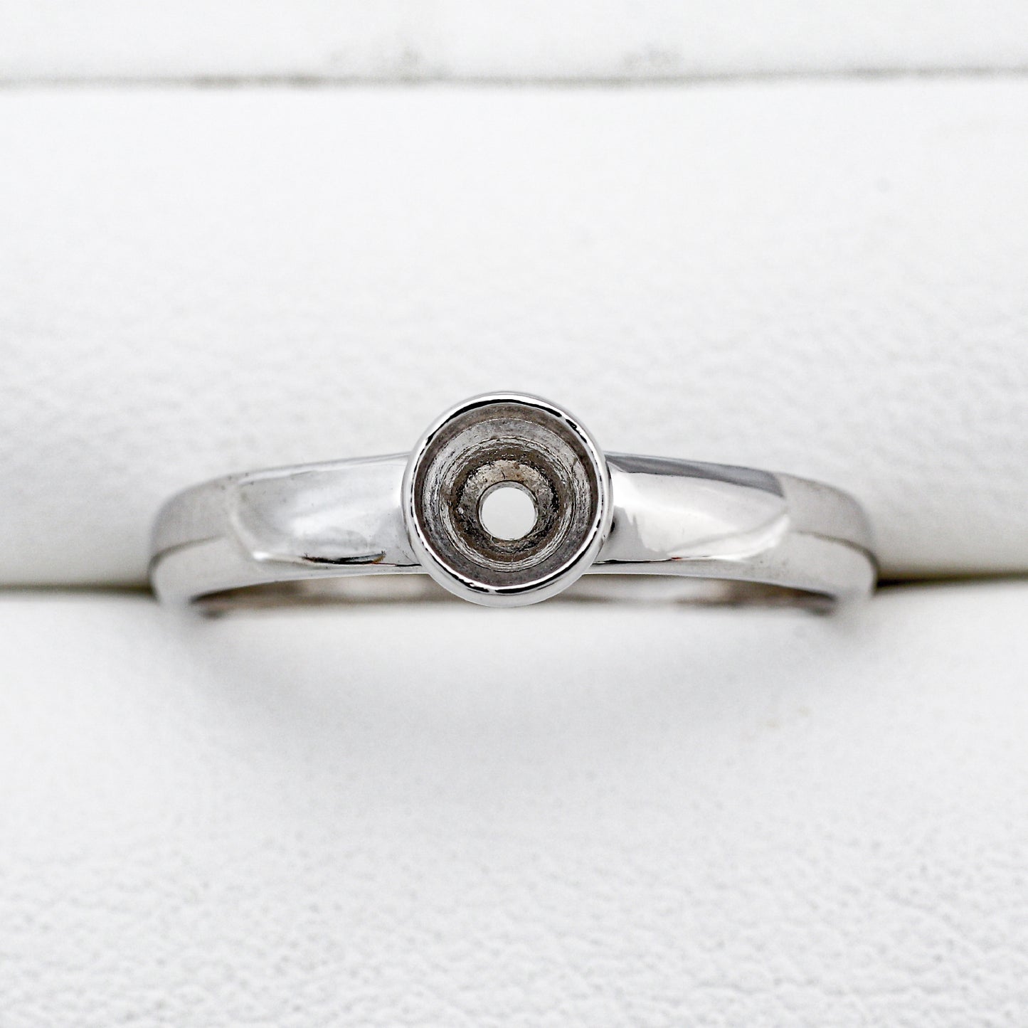 【空枠】4.0mm丸 0.25ct 覆輪 リング | wkcor-34