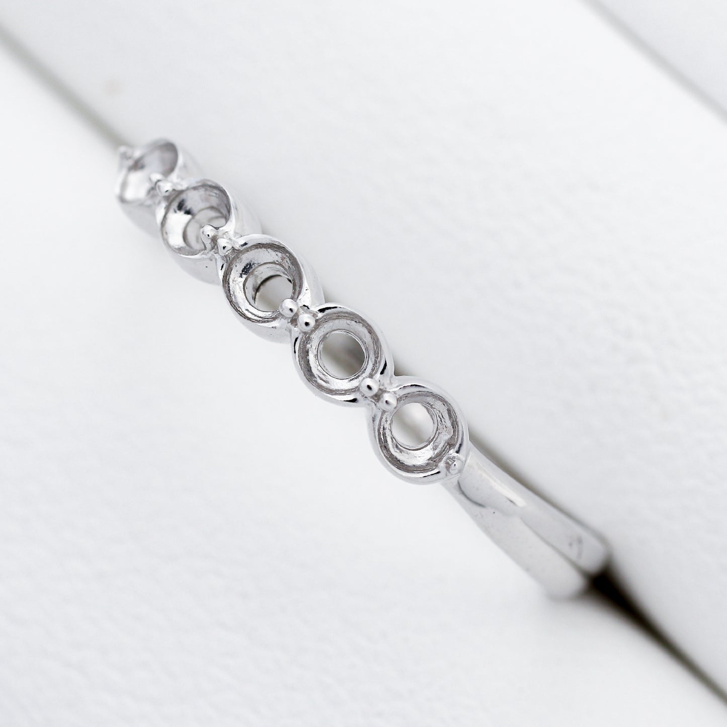 【空枠】2.0mm丸 0.03ct x 5ピース リング | wkdr4879