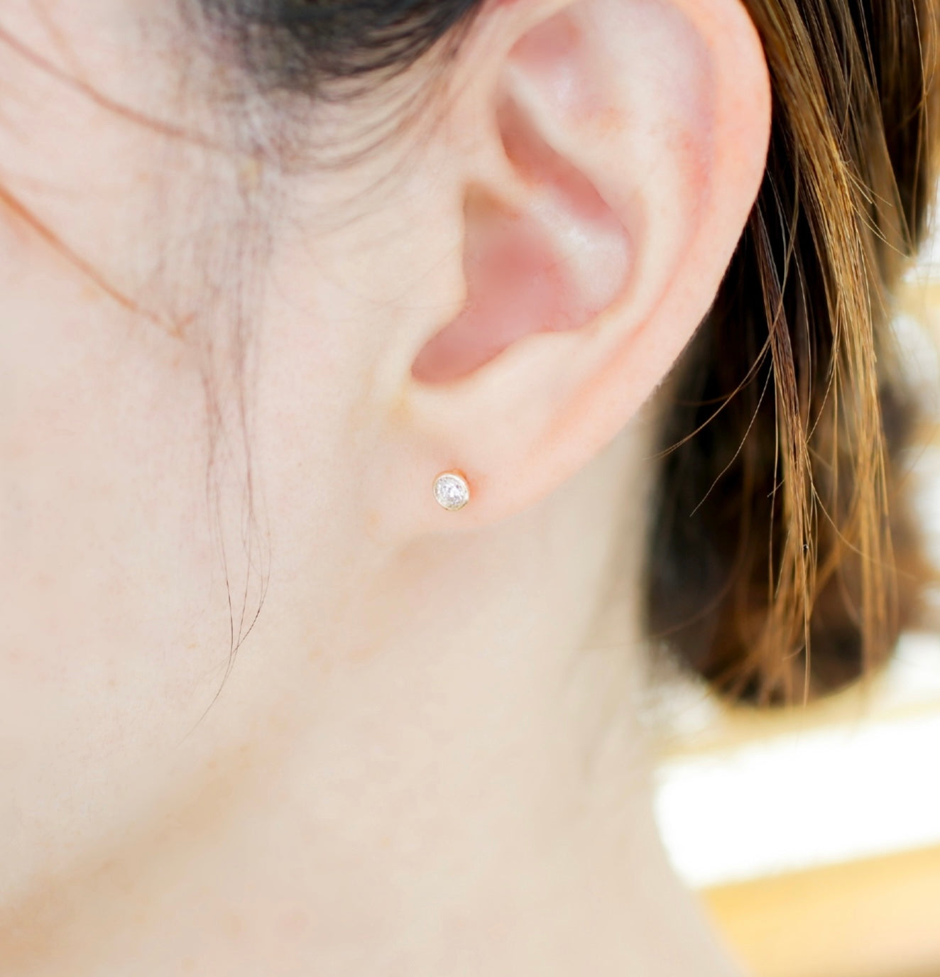 覆輪ダイヤモンドスタッドピアス 0.26ct | ae-9-2