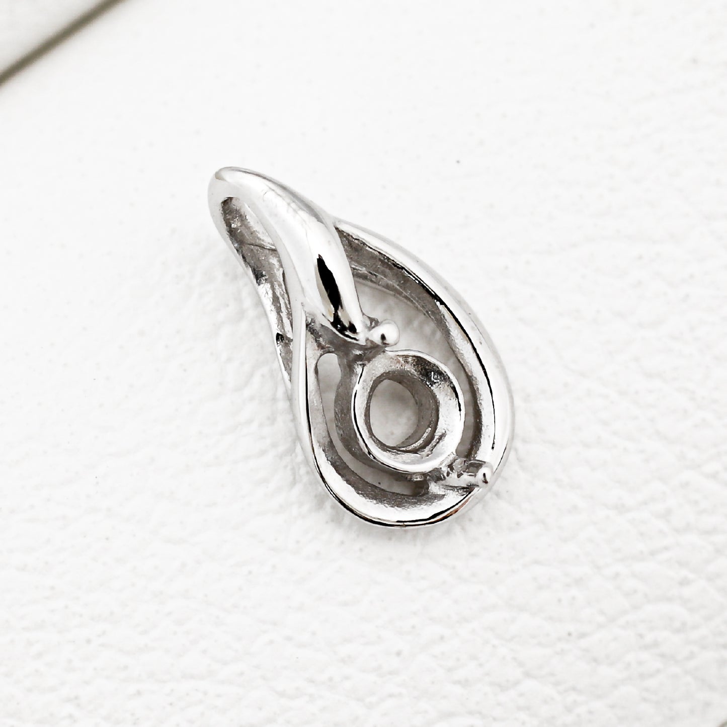 【空枠】2.5mm丸 0.07ct ペンダント | wk29046