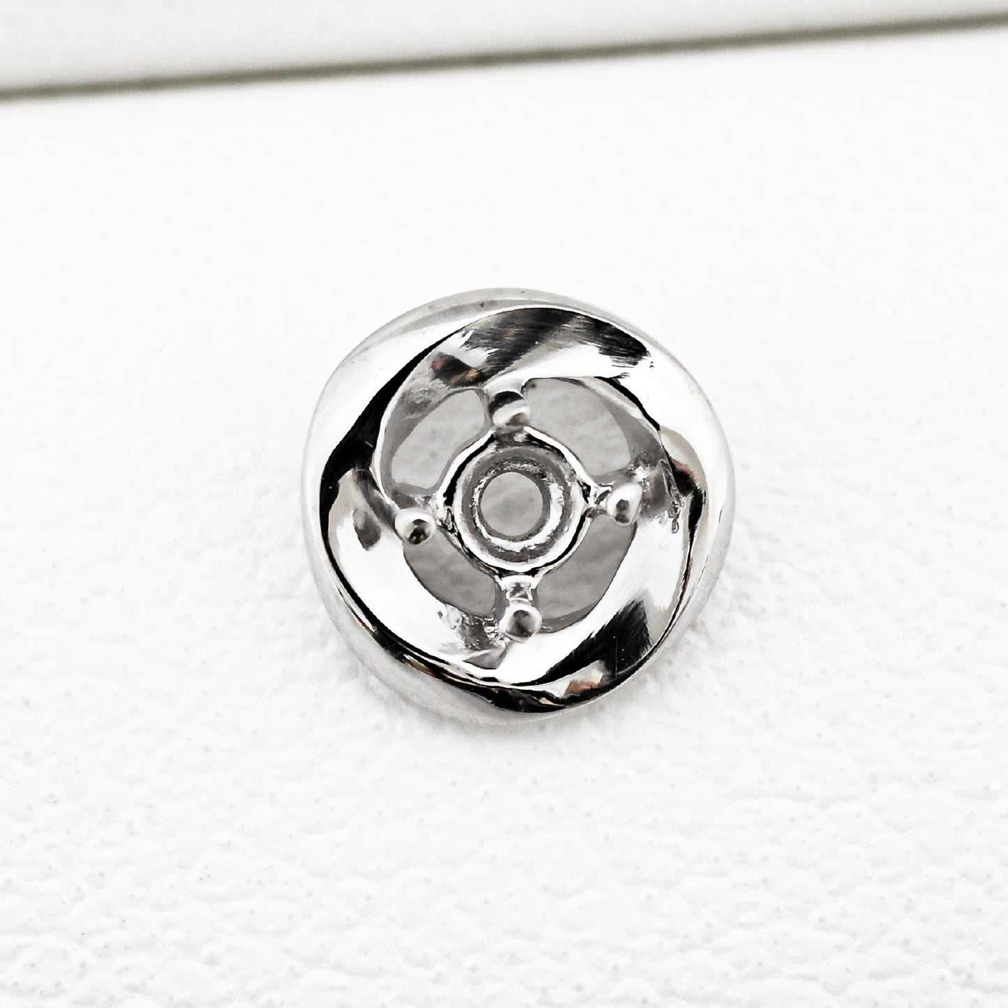 【空枠】2.3mm丸 0.05ct ペンダント | wk50353