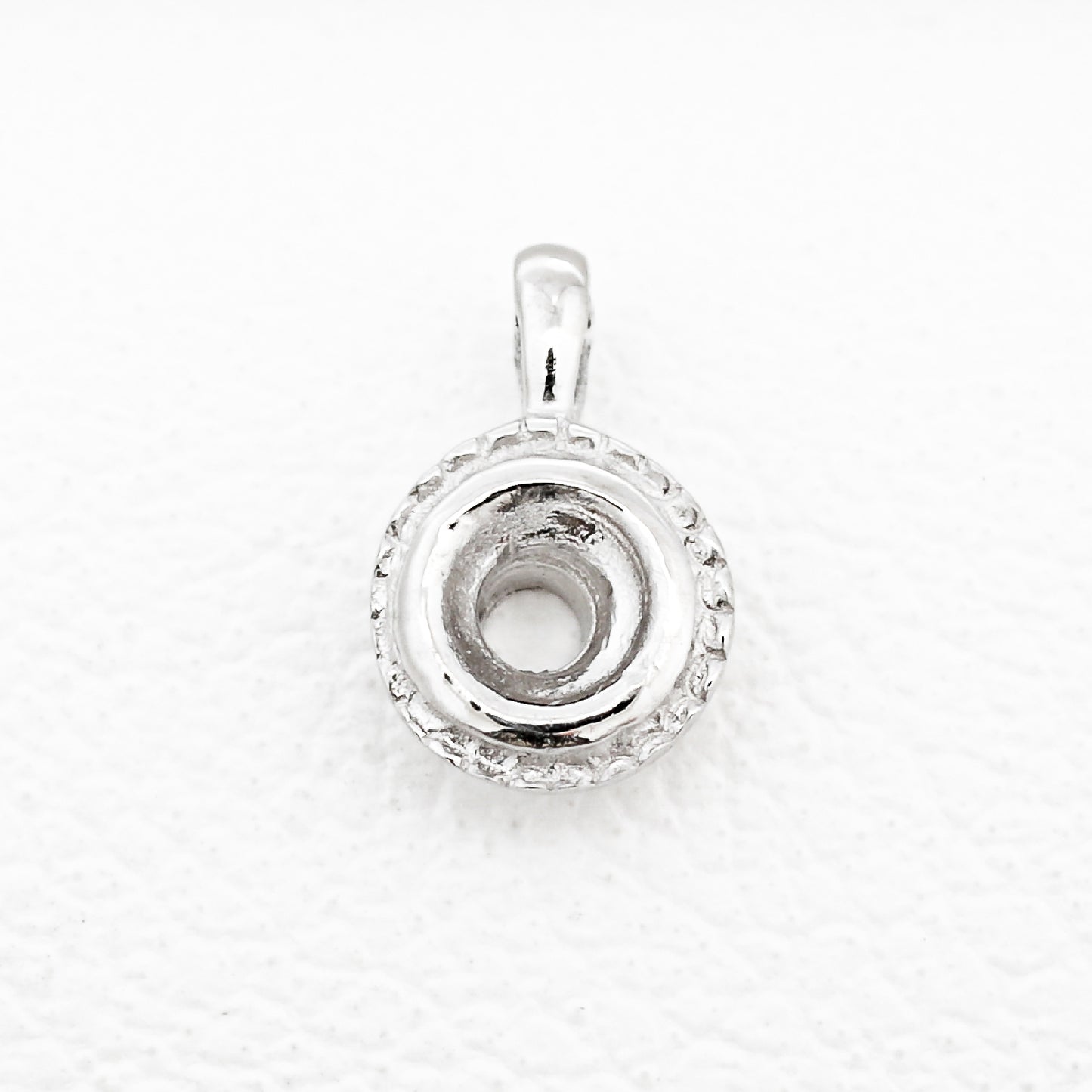 【空枠】2.3mm丸 0.05ct ペンダント | wk50666
