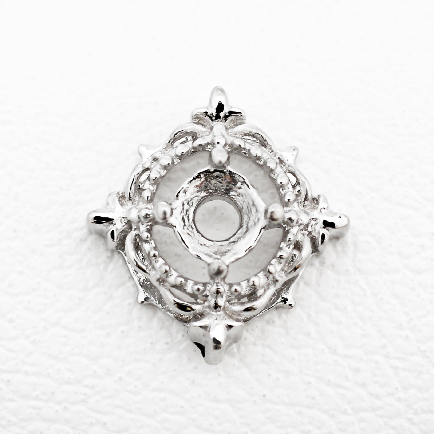 【空枠】3.0mm丸 0.10ct ペンダント | wk51374