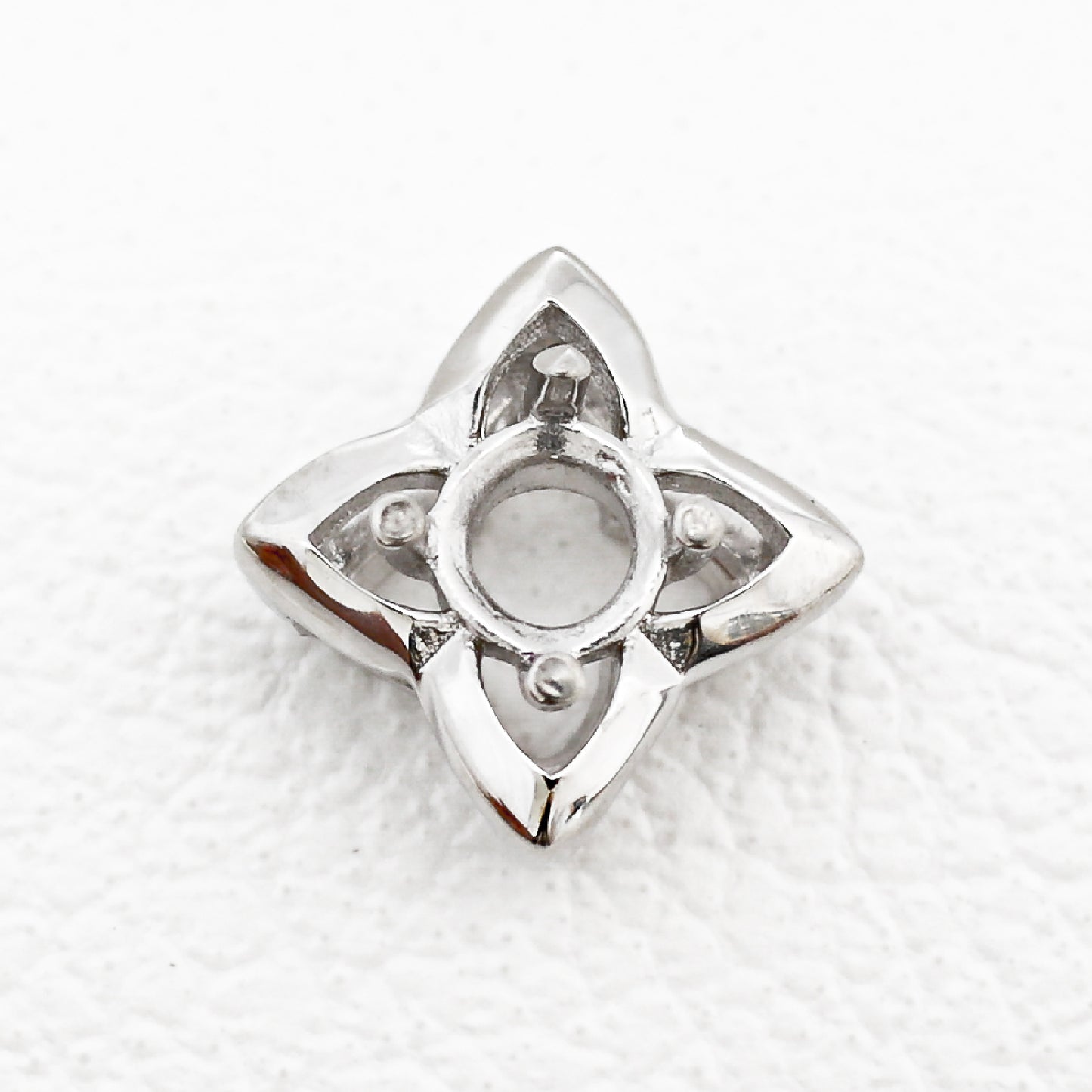 【空枠】2.3mm丸 0.05ct ペンダント | wk51795
