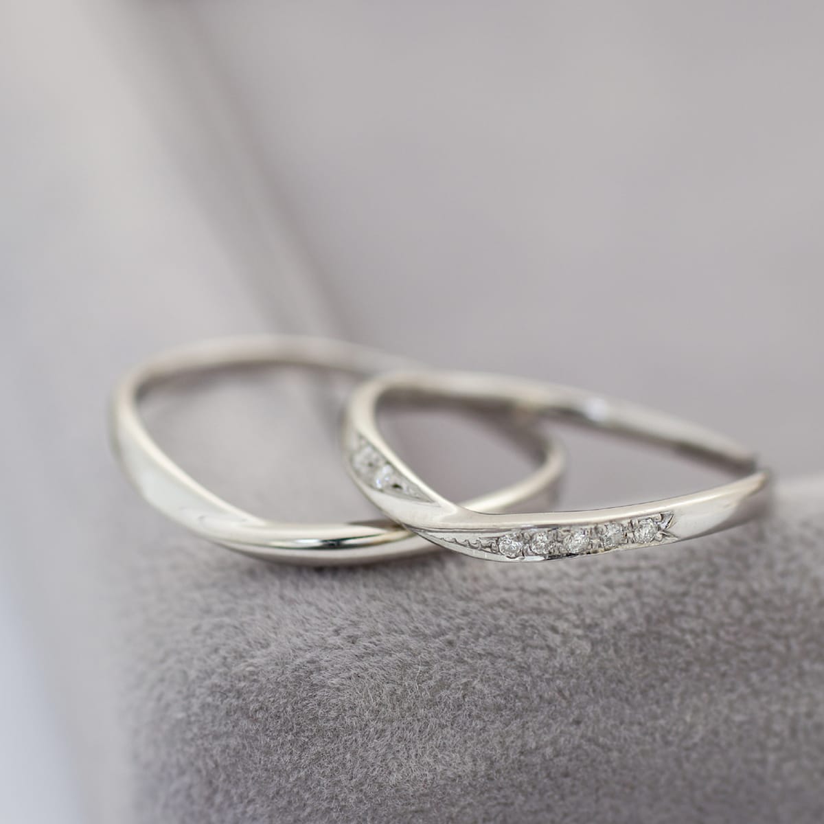 ペアリング 結婚指輪 ダイヤモンド 2本セット | 30301-30300