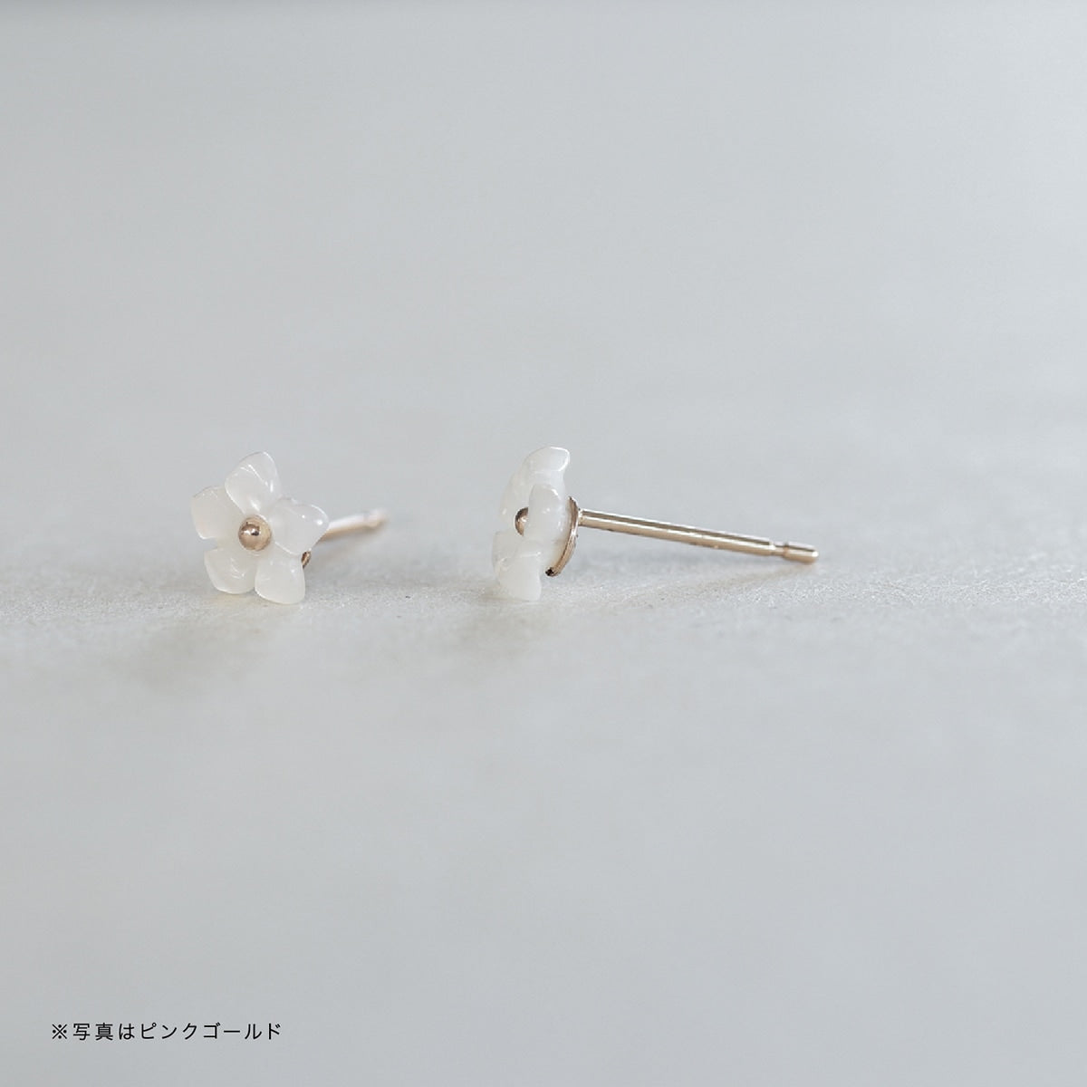 白蝶貝ピアス | ae11