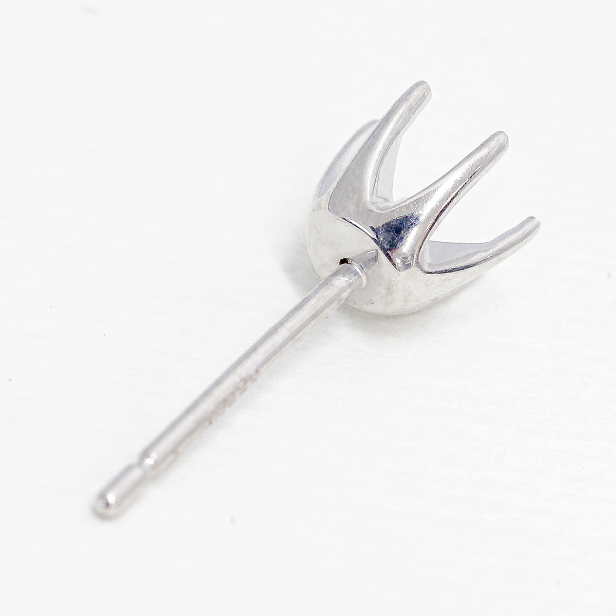 【空枠】4.3mm丸 0.30ct x 2ピース スタッドピアス | wkcop-4