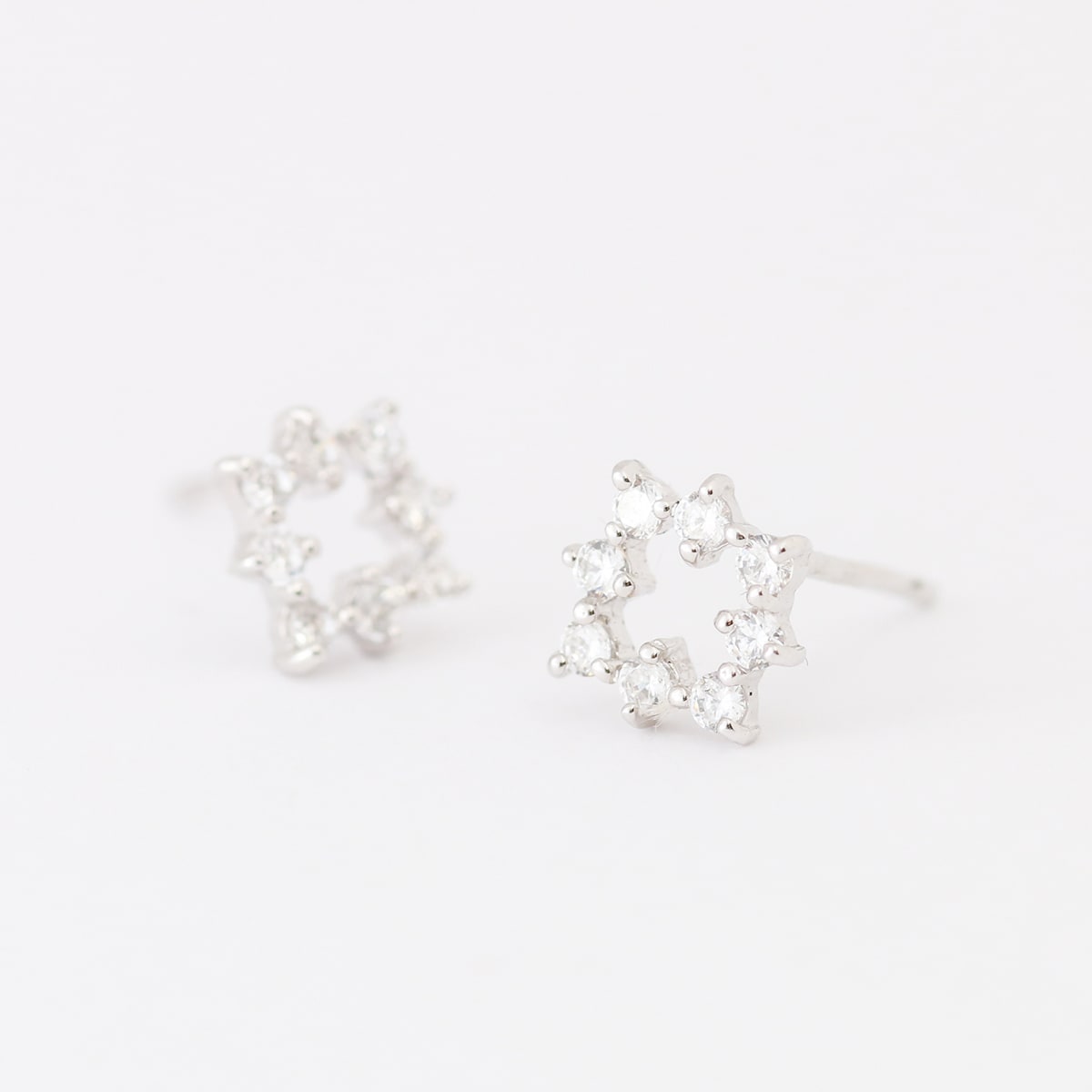 天然ダイヤモンドピアス | cp2023