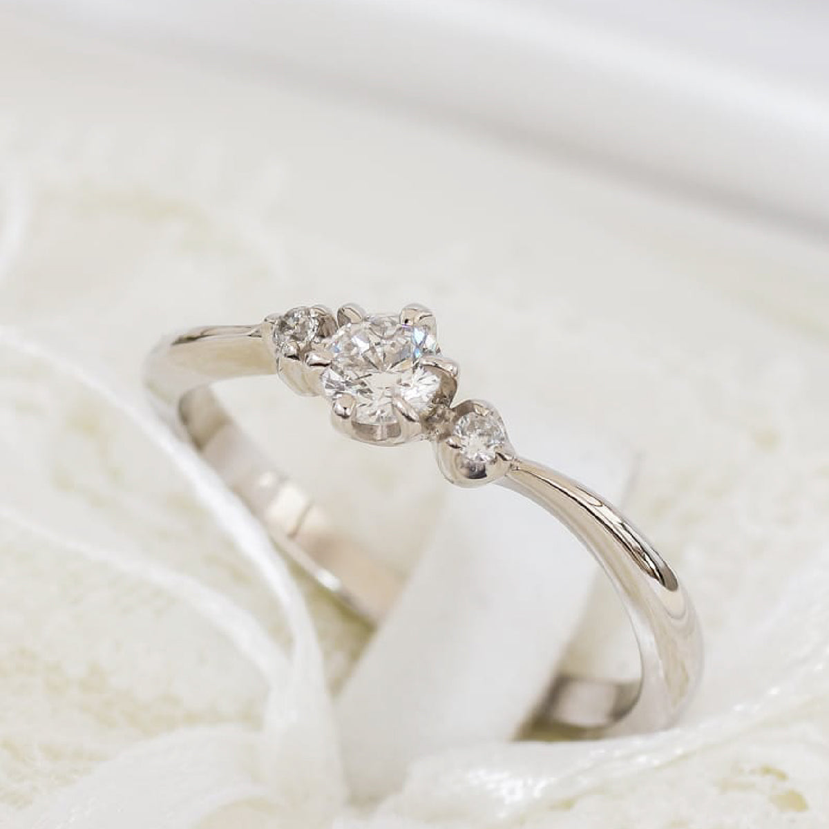 【空枠】3.8mm丸 0.20ct カーブデザイン 結婚指輪 | wkrh11
