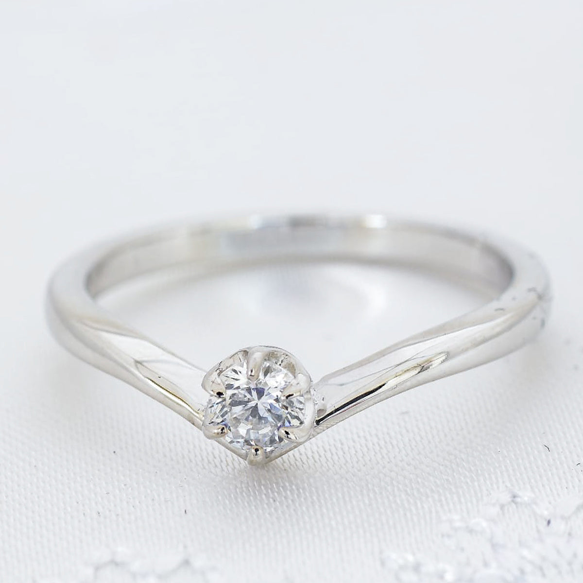 【空枠】3.8mm丸 0.20ct Vラインデザイン 結婚指輪 | wkrh9
